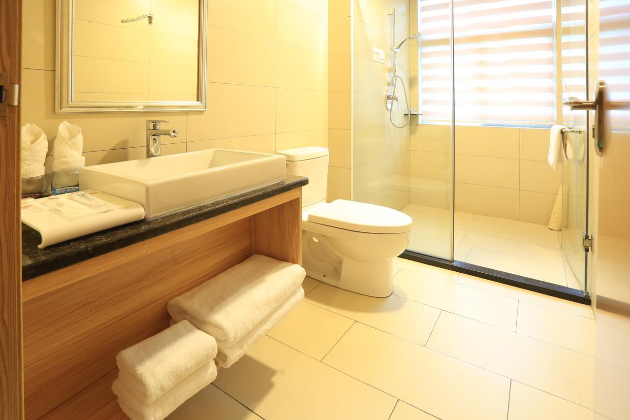 Oyo8001 Tiandi Hotel Шэньчжэнь Экстерьер фото