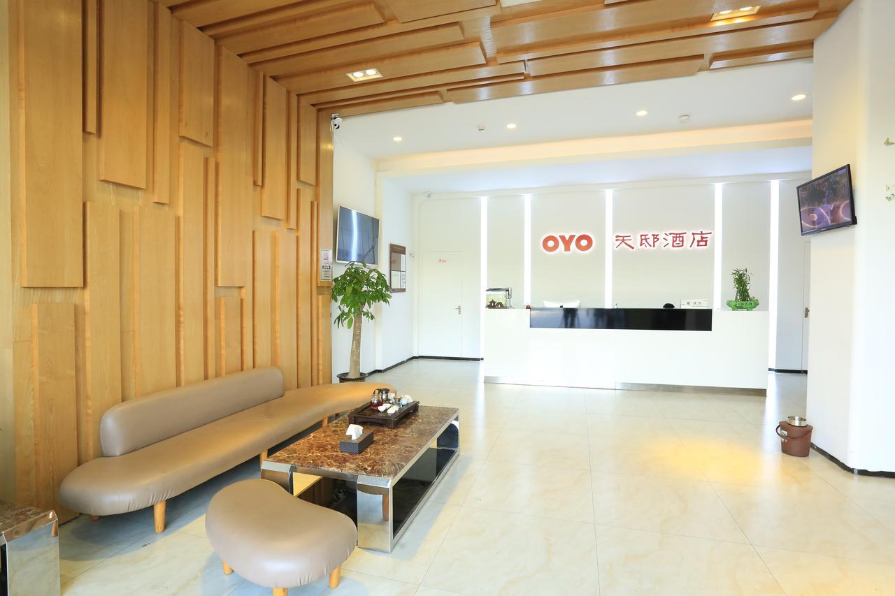 Oyo8001 Tiandi Hotel Шэньчжэнь Экстерьер фото