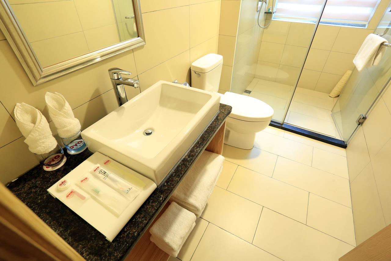 Oyo8001 Tiandi Hotel Шэньчжэнь Экстерьер фото
